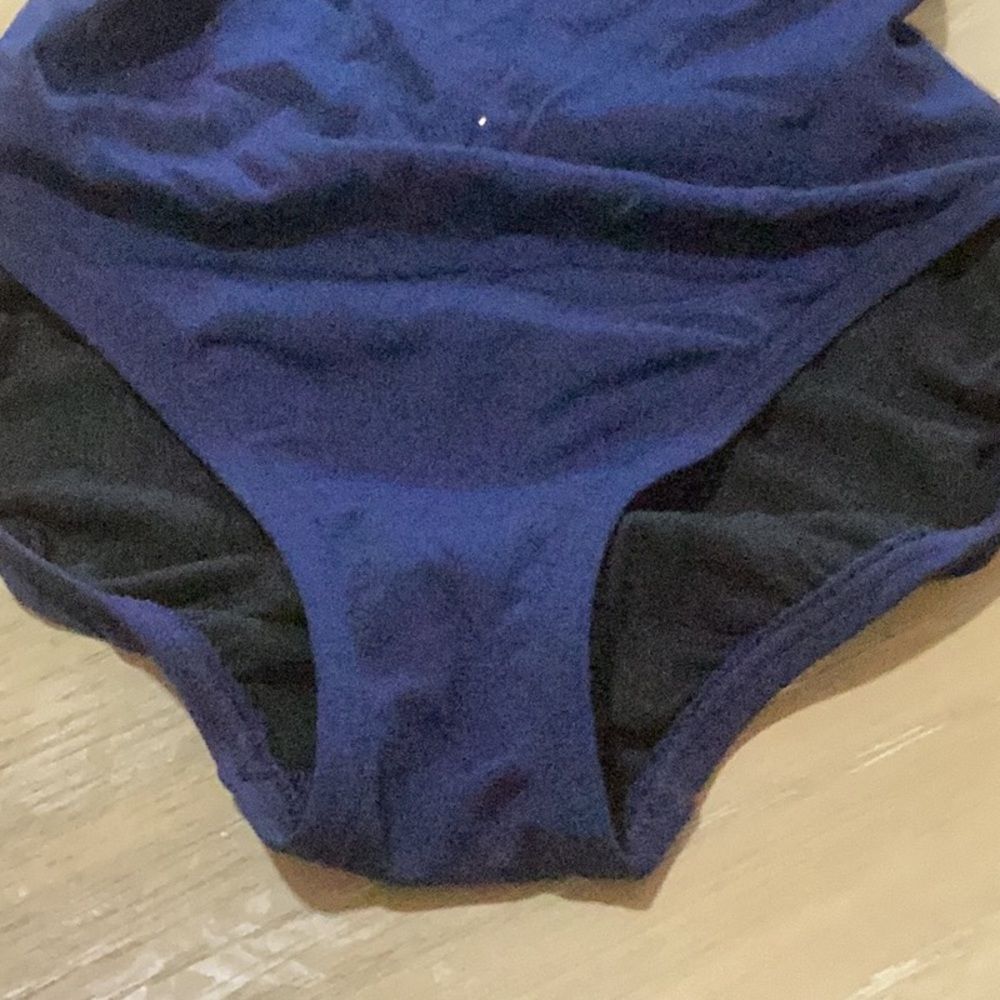 TYR Durafast Solid Maxfit One Piece Swimsuit, Navy, Size 28, NWT - Picture 7 of 9